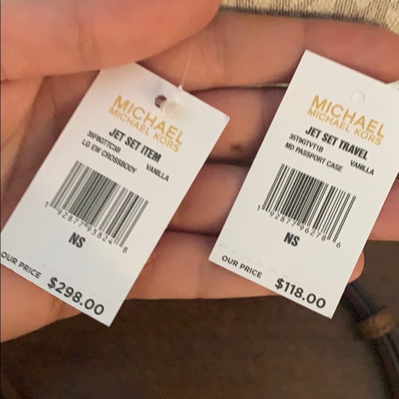 New MK set ♥️ vanilla - Picture 2 of 5